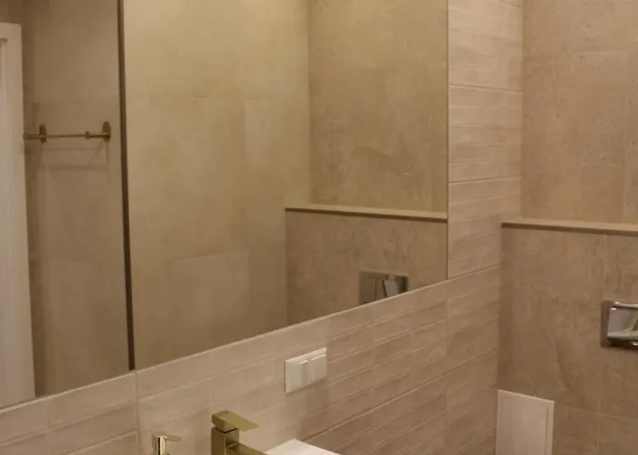 Apartment White Stone Premium-walbrzych Ksiaz Parter,6 Osob,parking